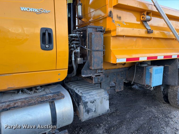 image for item DZ4948 2014 International 7500 dump truck