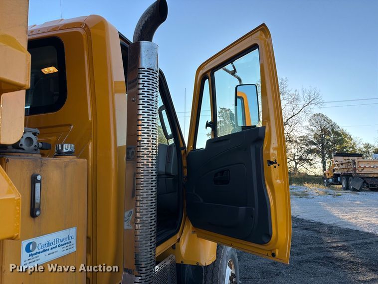 image for item DZ4948 2014 International 7500 dump truck