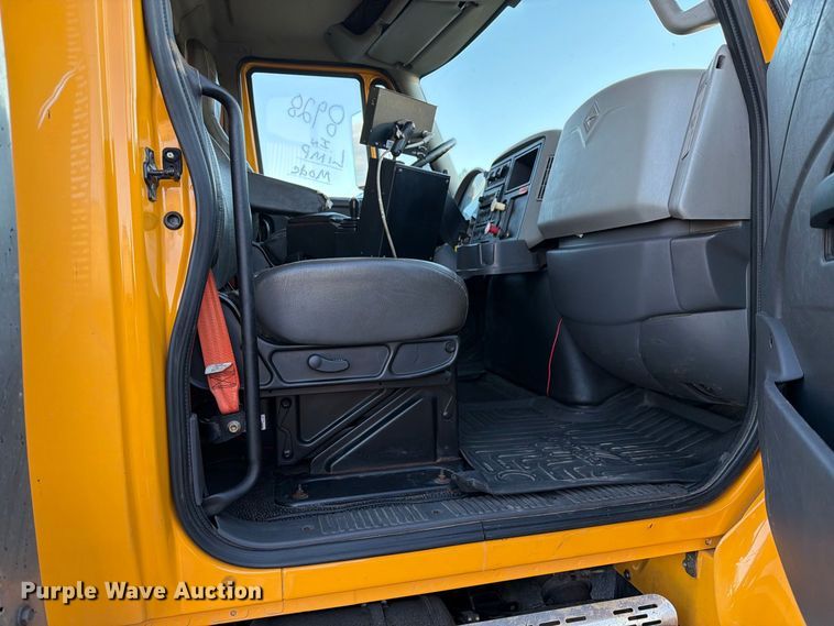 image for item DZ4948 2014 International 7500 dump truck