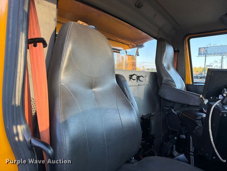 image for item DZ4948 2014 International 7500 dump truck