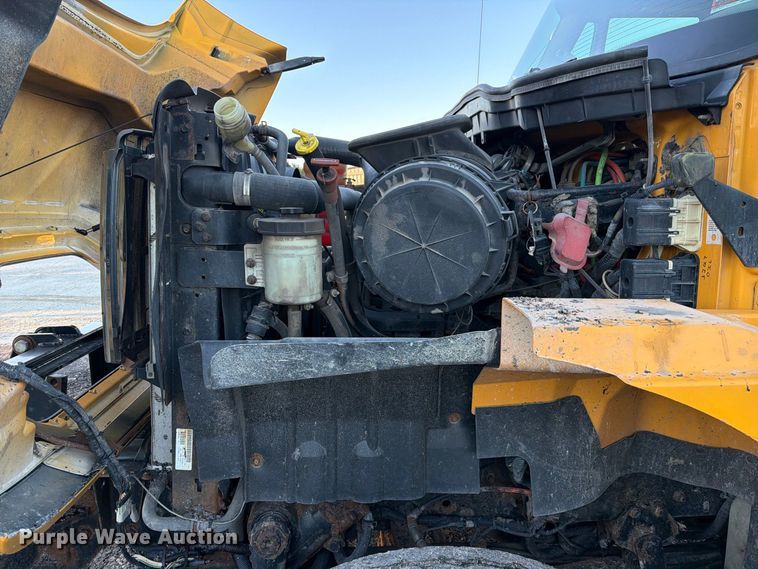 image for item DZ4948 2014 International 7500 dump truck