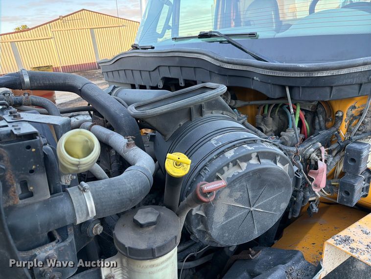 image for item DZ4948 2014 International 7500 dump truck
