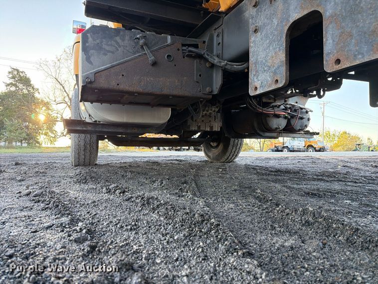 image for item DZ4948 2014 International 7500 dump truck