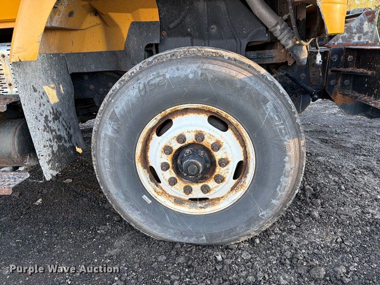 image for item DZ4948 2014 International 7500 dump truck