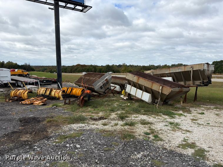 image for item DZ4951 Truck parts
