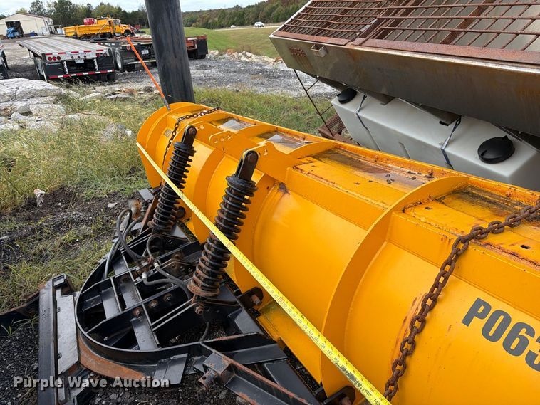 image for item DZ4951 Truck parts