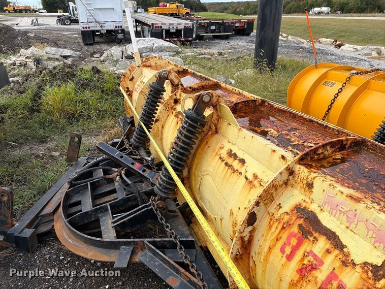 image for item DZ4951 Truck parts