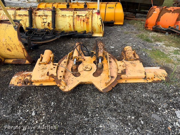 image for item DZ4951 Truck parts