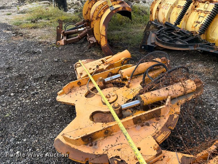 image for item DZ4951 Truck parts
