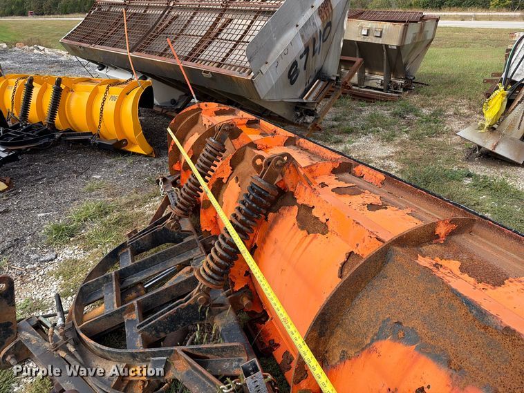 image for item DZ4951 Truck parts