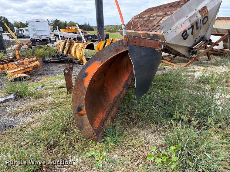 image for item DZ4951 Truck parts
