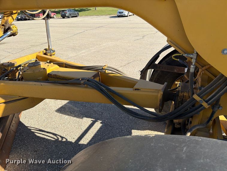 image for item EA0596 2010 Caterpillar 140M motor grader