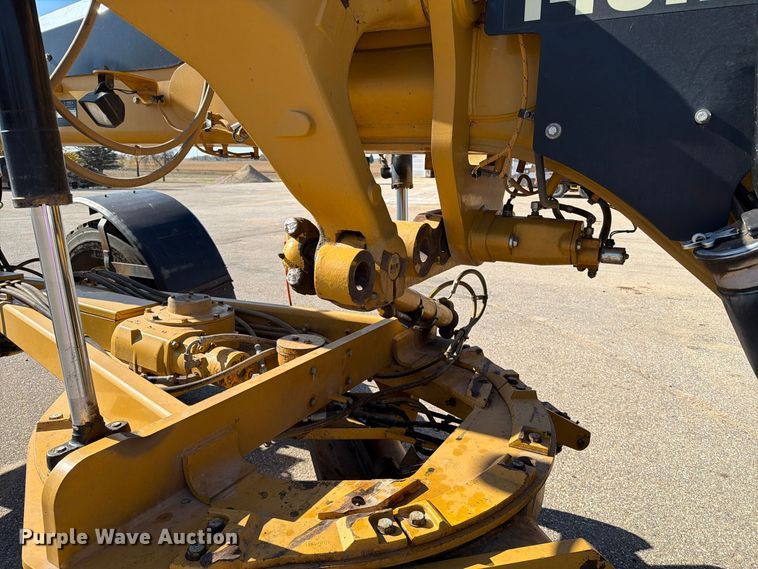 image for item EA0596 2010 Caterpillar 140M motor grader