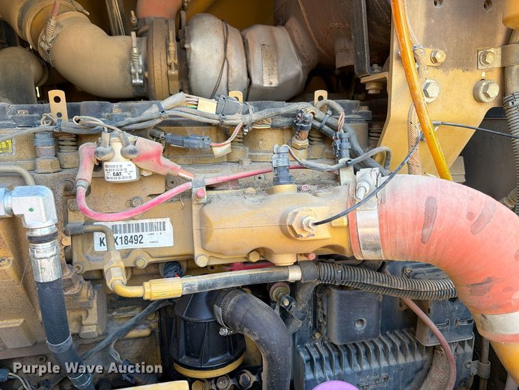 image for item EA0596 2010 Caterpillar 140M motor grader