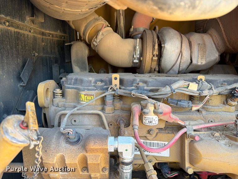 image for item EA0596 2010 Caterpillar 140M motor grader