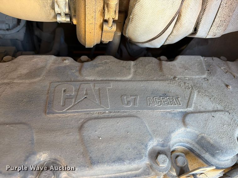 image for item EA0596 2010 Caterpillar 140M motor grader