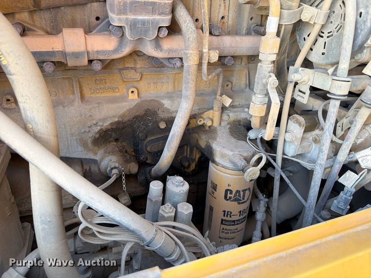 image for item EA0596 2010 Caterpillar 140M motor grader