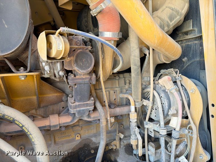 image for item EA0596 2010 Caterpillar 140M motor grader
