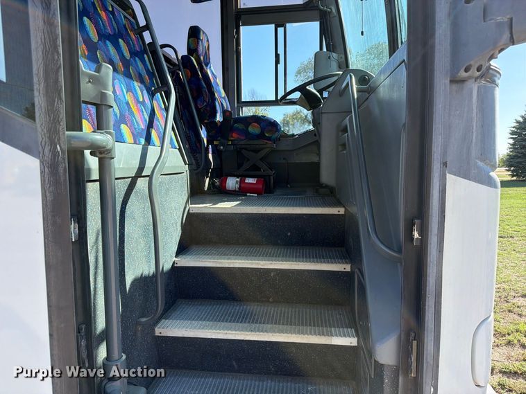 image for item ED0069 2000 Van Hool Commuter Coach coach bus