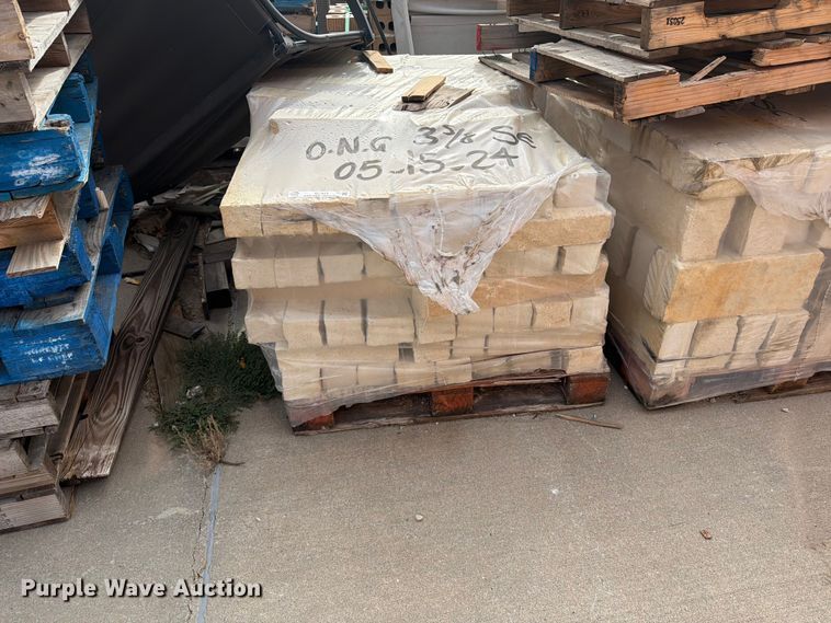 image for item EI7813 Limestone decorative rock
