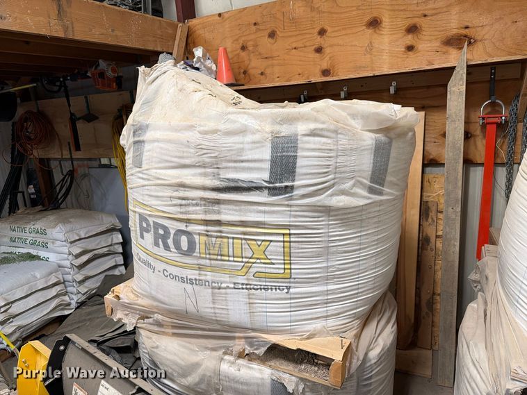 image for item EI7814 (4) bags of mortar