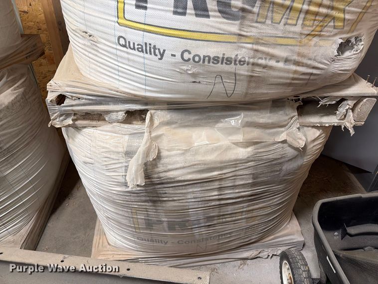 image for item EI7814 (4) bags of mortar