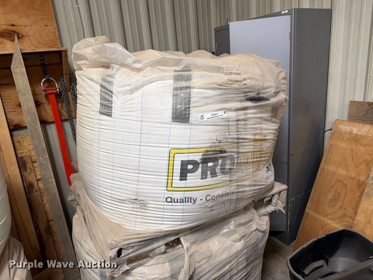 image for item EI7814 (4) bags of mortar