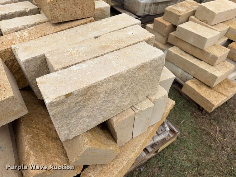 image for item EI7816 Approximately 7 pallets of decorative limestone rock