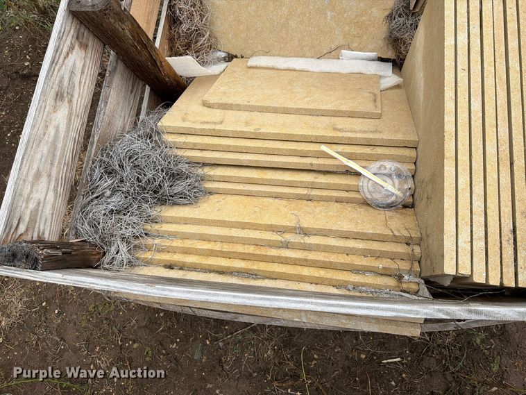 image for item EI7835 Approximately 2 pallets of limestone decorative rock