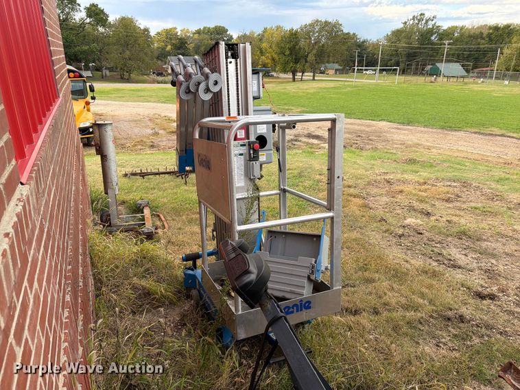 image for item EI7838 Genie AWP-30S vertical lift