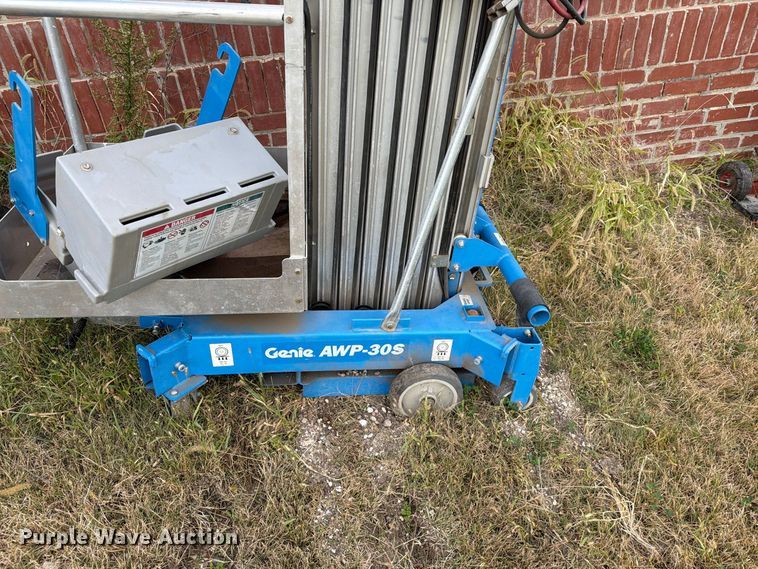 image for item EI7838 Genie AWP-30S vertical lift