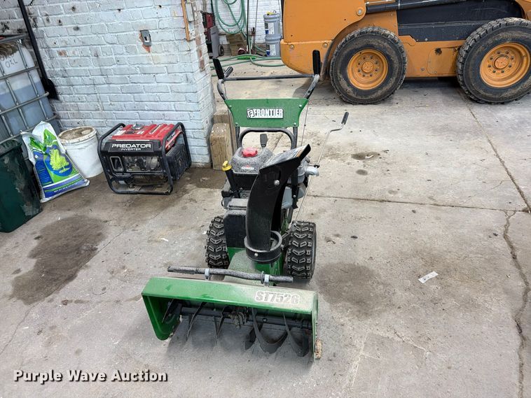 image for item EI7840 (2) leaf blowers