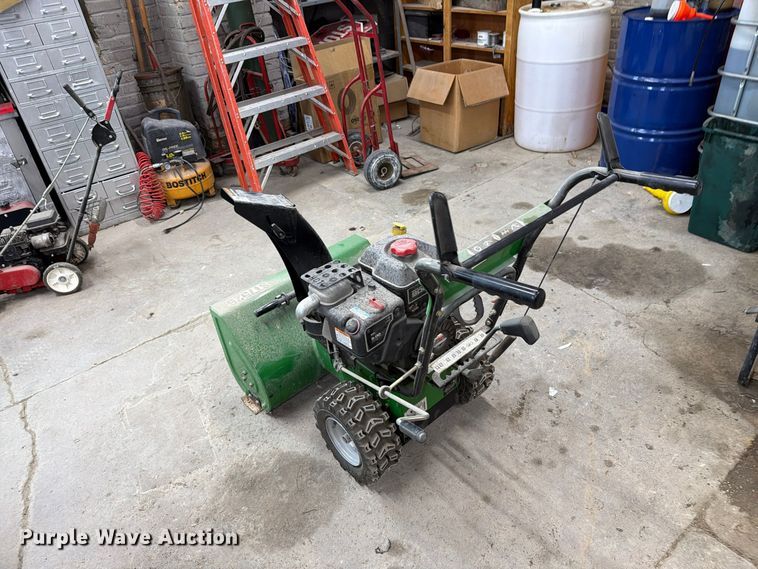 image for item EI7840 (2) leaf blowers