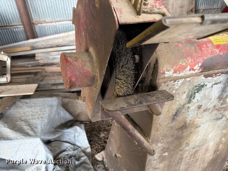 image for item EL1032 Bench grinder