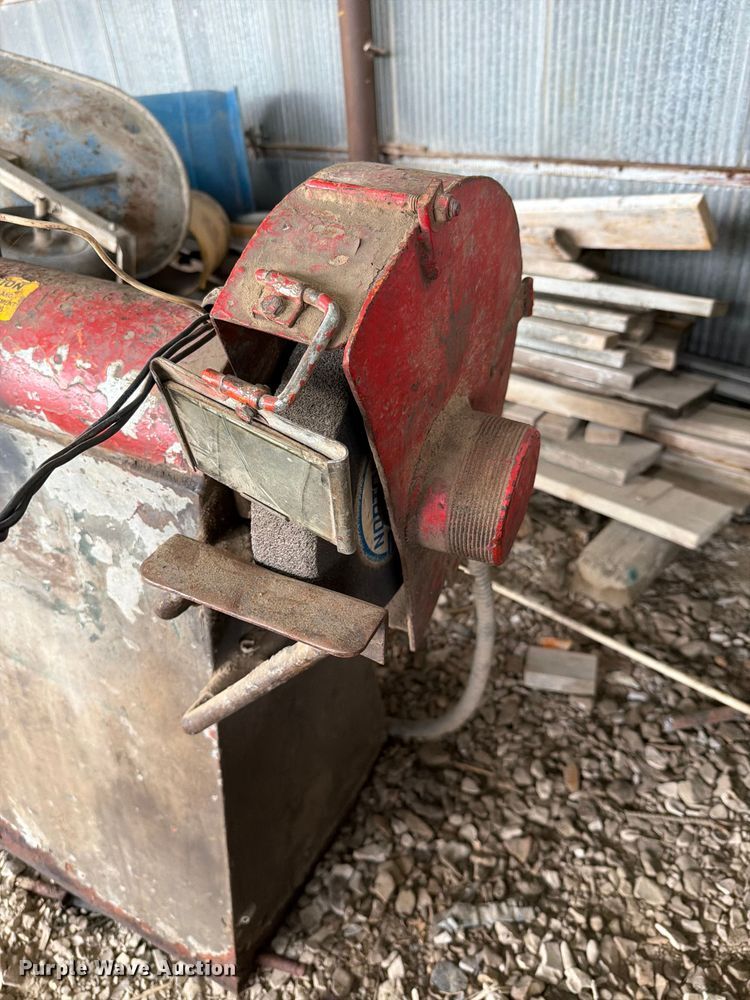 image for item EL1032 Bench grinder