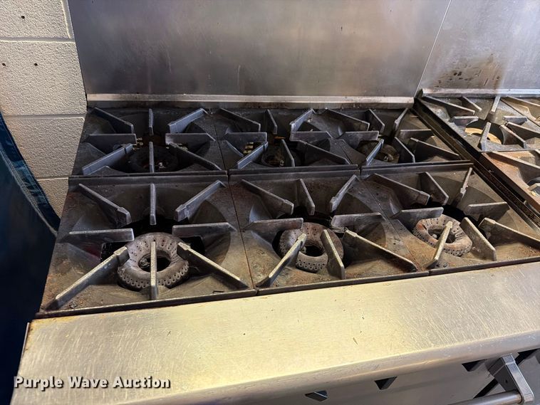 image for item EL1043 (2) gas stoves