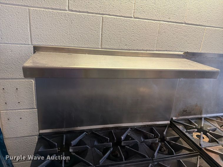 image for item EL1043 (2) gas stoves