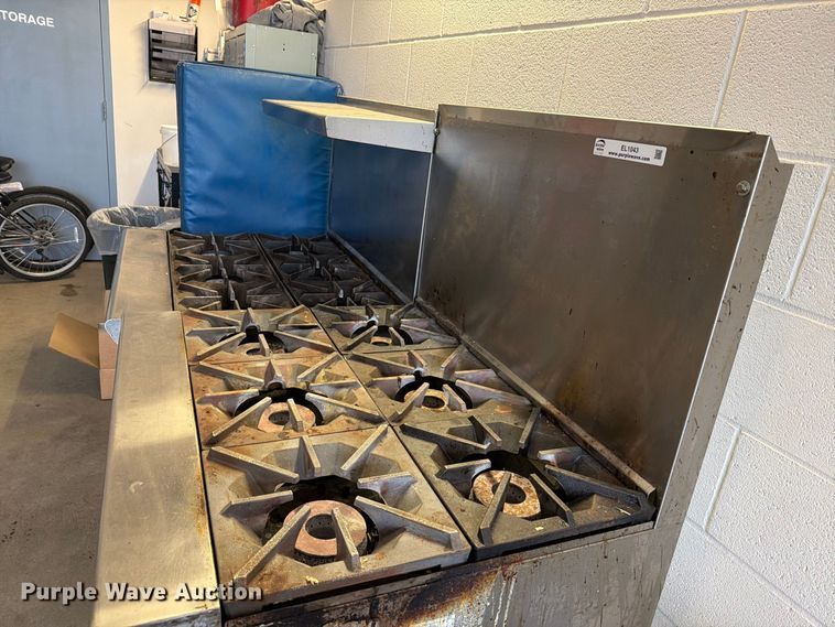 image for item EL1043 (2) gas stoves