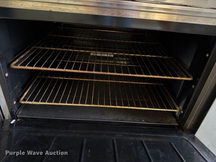 image for item EL1043 (2) gas stoves