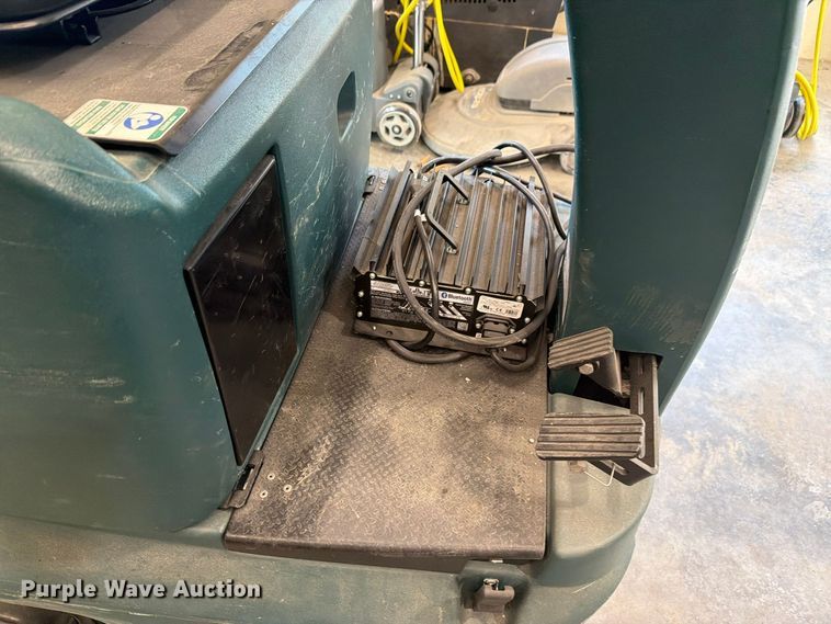 image for item EL1061 (2) Noble Strive floor scrubbers