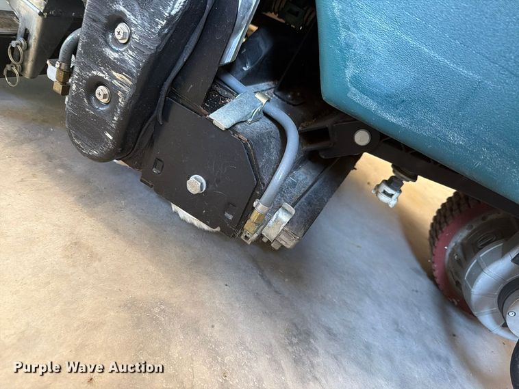 image for item EL1061 (2) Noble Strive floor scrubbers