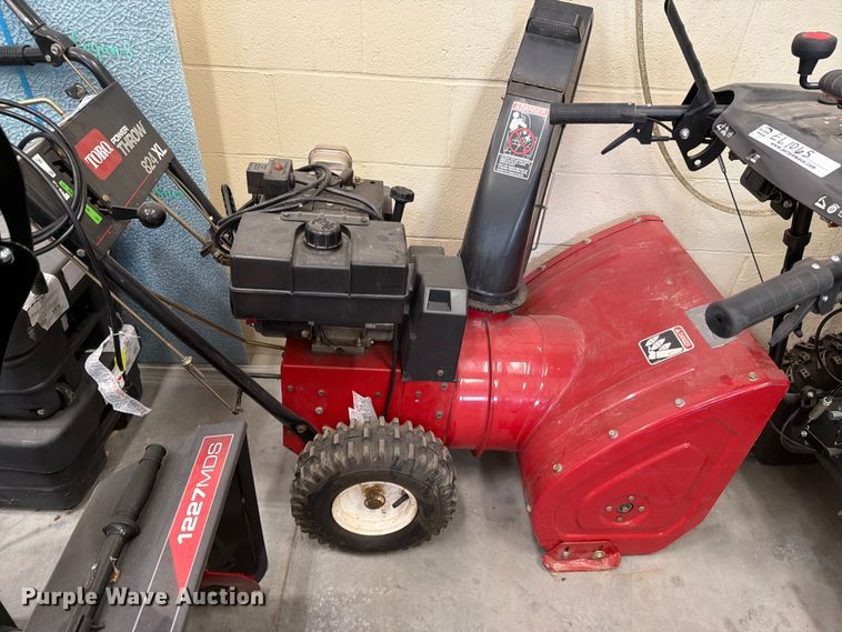 image for item EL1065 (3) snow blowers