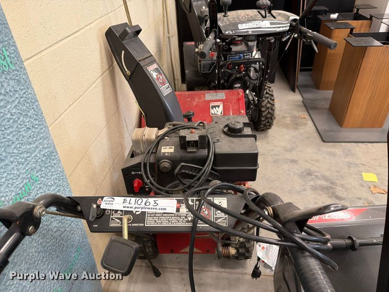image for item EL1065 (3) snow blowers