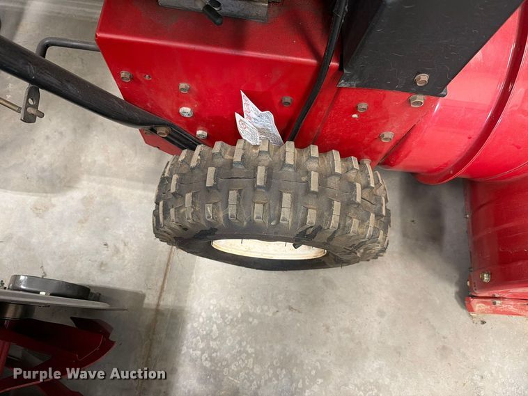 image for item EL1065 (3) snow blowers