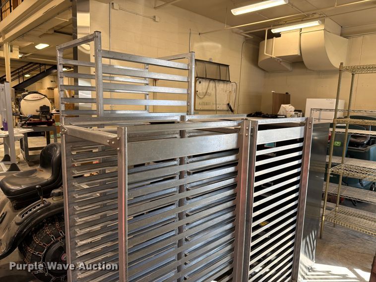 image for item EL1068 (7) storage racks