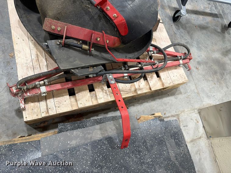 image for item EL1073 Lawn mower attachments