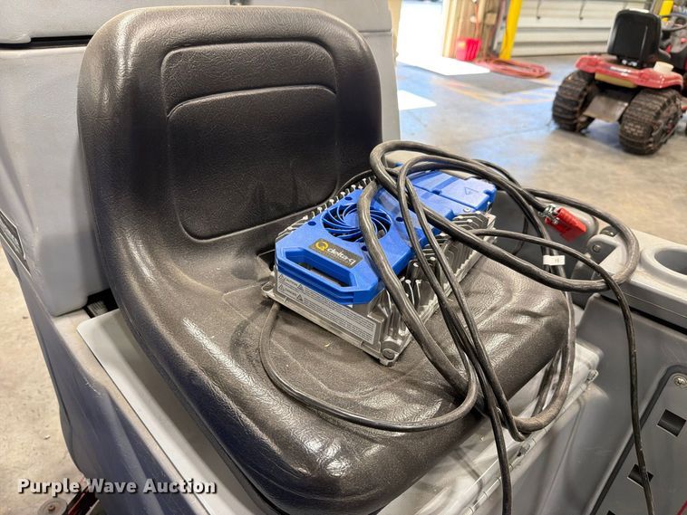 image for item EL1077 (2) floor cleaners