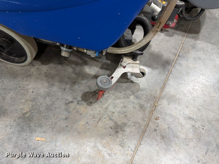 image for item EL1077 (2) floor cleaners