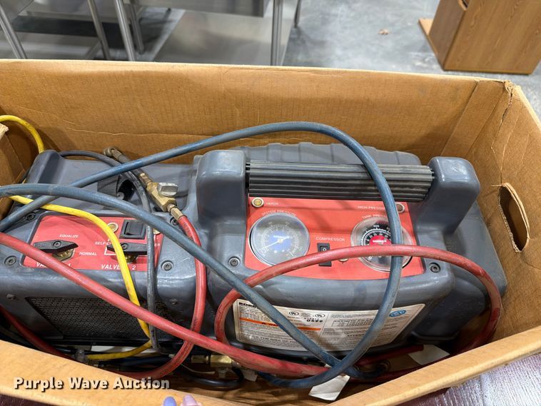 image for item EL1079 Tools