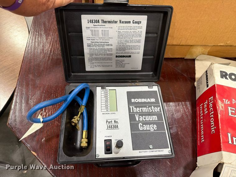 image for item EL1079 Tools
